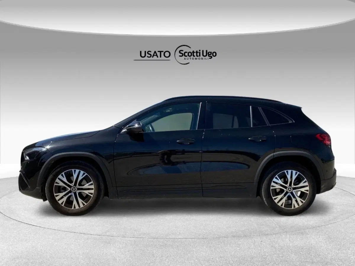 Mercedes-Benz GLA SUV usata a Firenze (3)