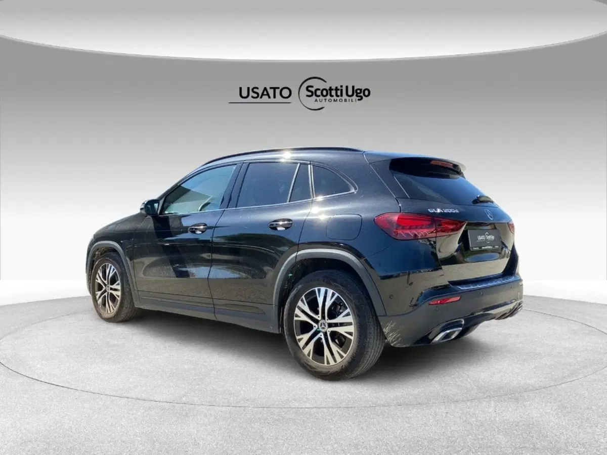 Mercedes-Benz GLA SUV usata a Firenze (4)