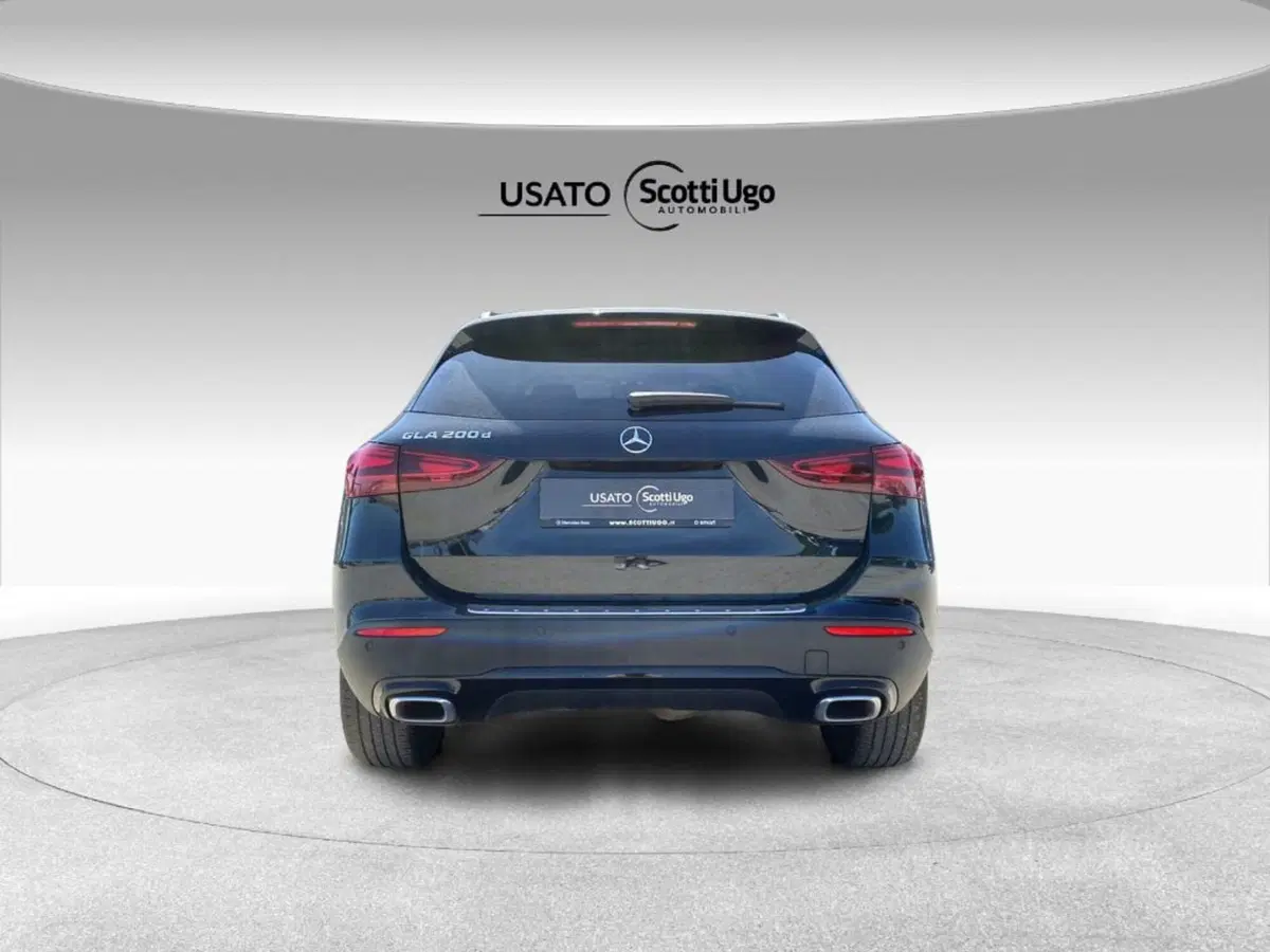Mercedes-Benz GLA SUV usata a Firenze (5)