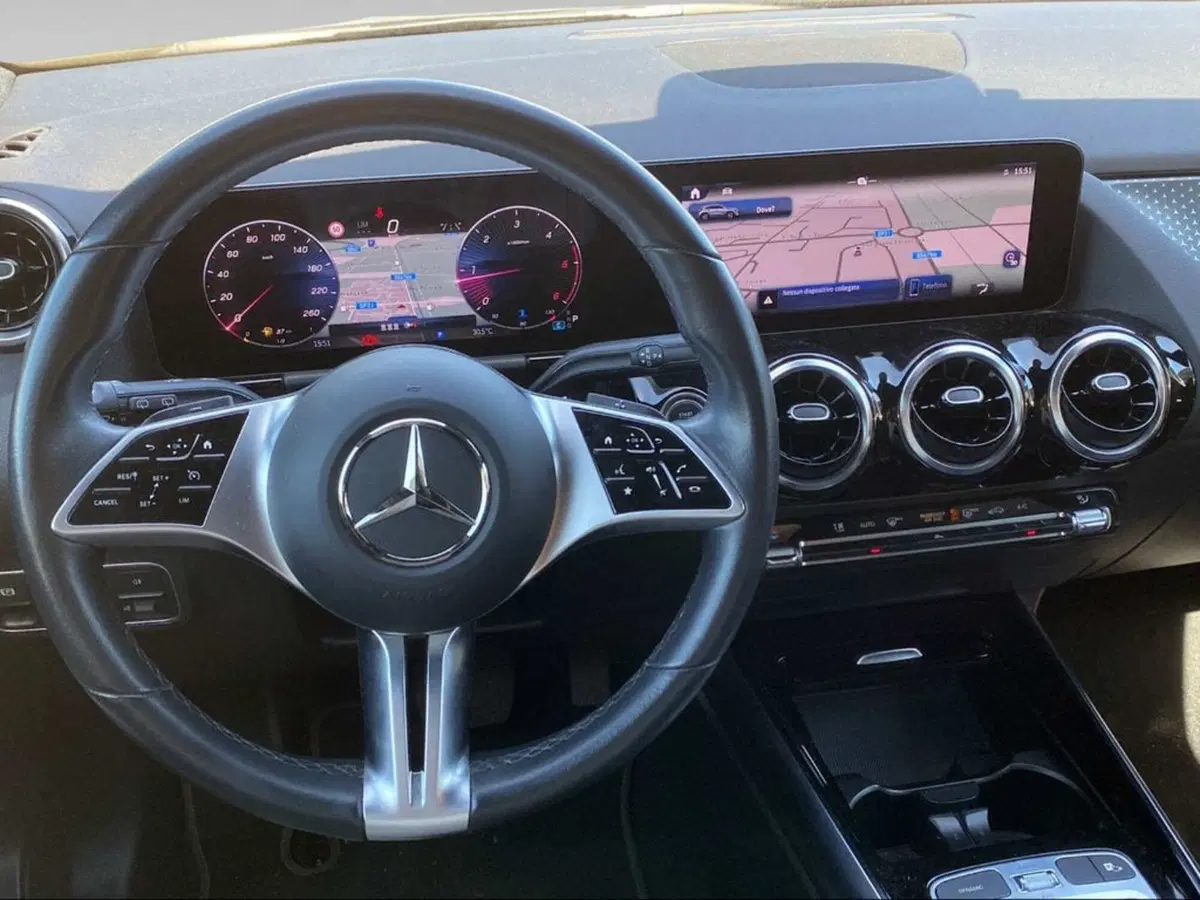 Mercedes-Benz GLA SUV usata a Firenze (8)