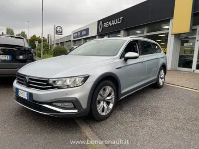 Volkswagen Passat Variant Alltrack 2.0 TDI 200 CV 4MOTION DSG del 2022 usata a Lissone