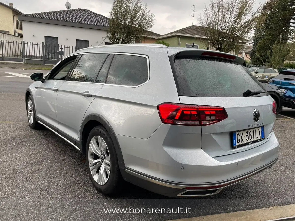 Volkswagen Passat Variant usata a Monza e Brianza (6)