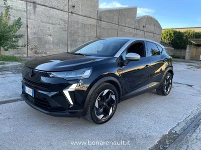 Renault Captur 1.0 tce Techno 90cv del 2025 usata a Lissone