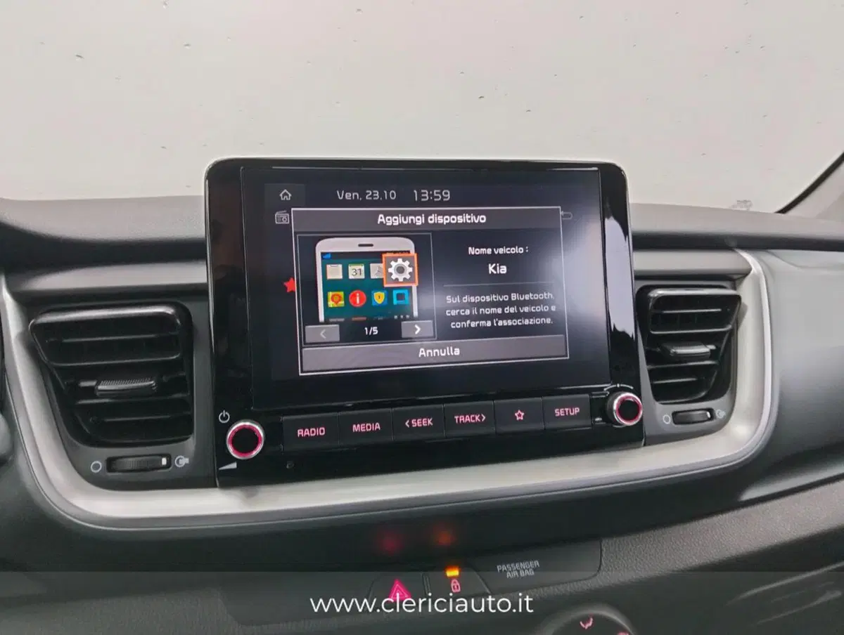 Kia Stonic usata a Como (12)