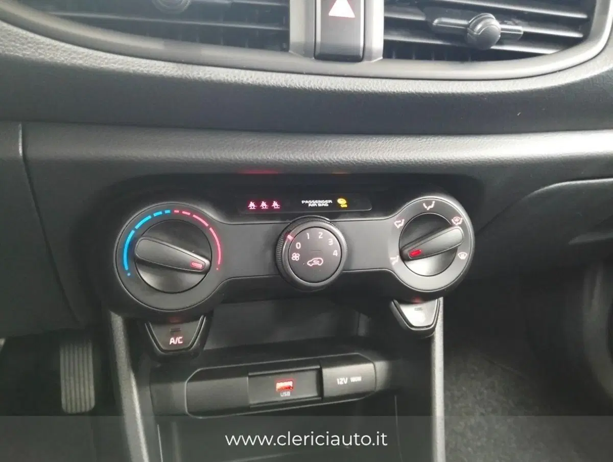 Kia Picanto usata a Como (16)