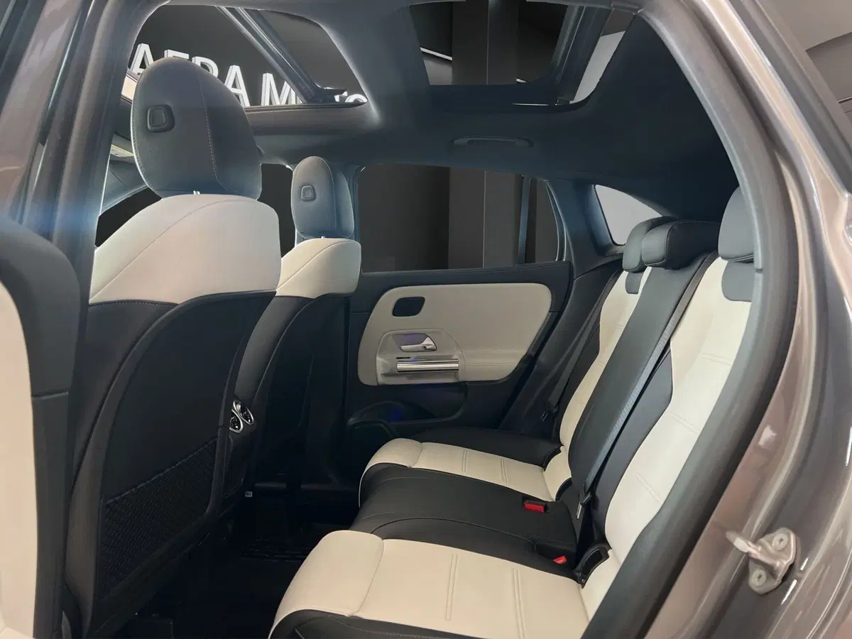Mercedes-Benz GLA SUV usata a Cosenza (13)