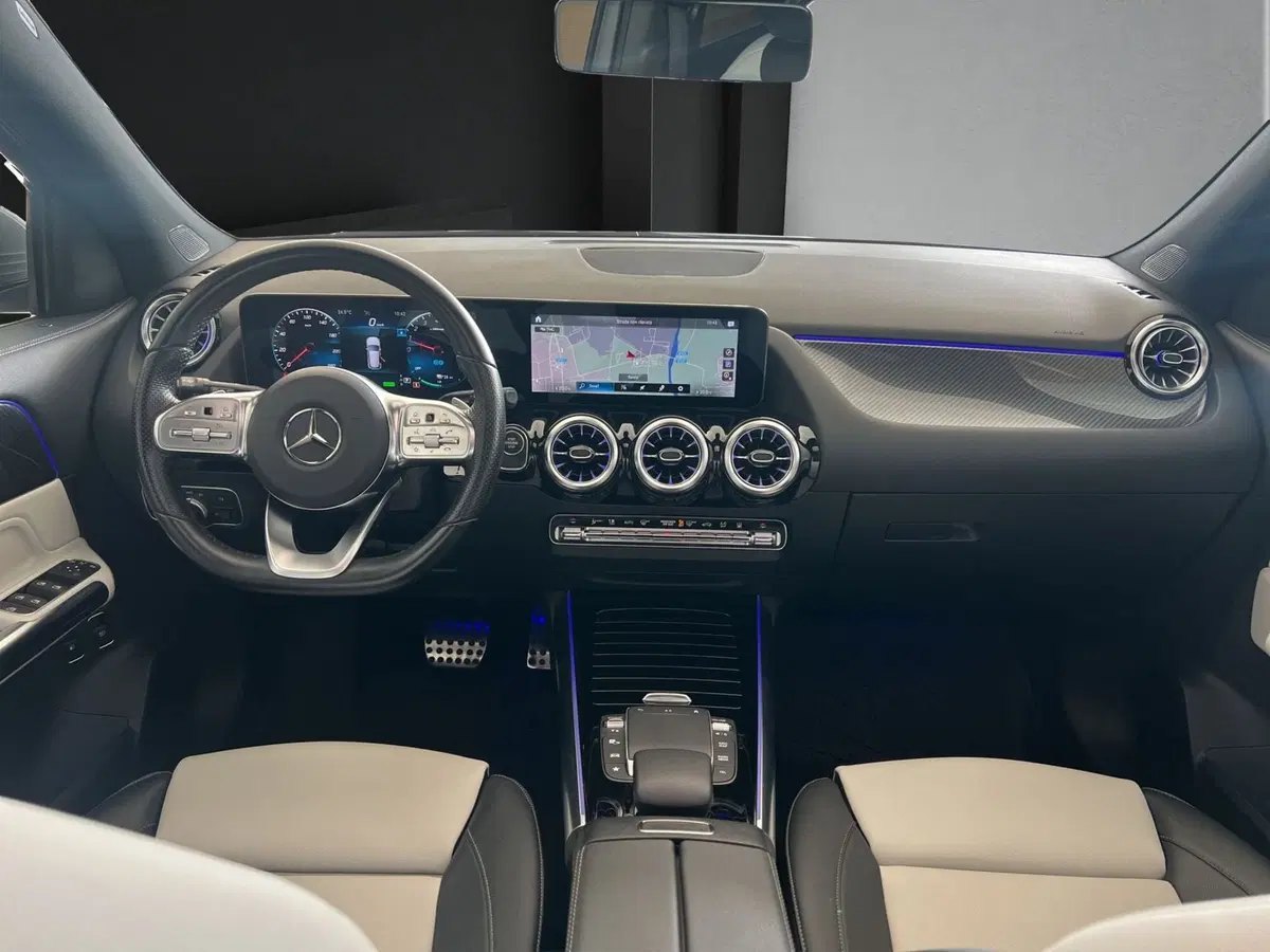 Mercedes-Benz GLA SUV usata a Cosenza (14)