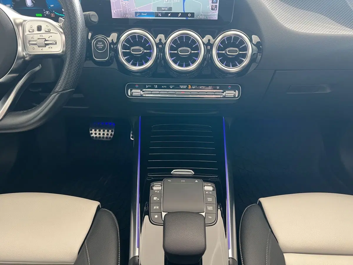 Mercedes-Benz GLA SUV usata a Cosenza (15)