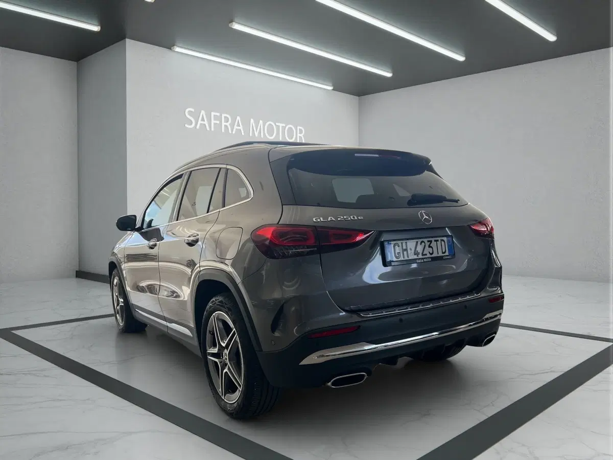 Mercedes-Benz GLA SUV usata a Cosenza (4)