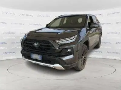 Toyota Rav4 vvt-ie h Adventure awd-i 222cv e-cvt del 2023 usata a Como