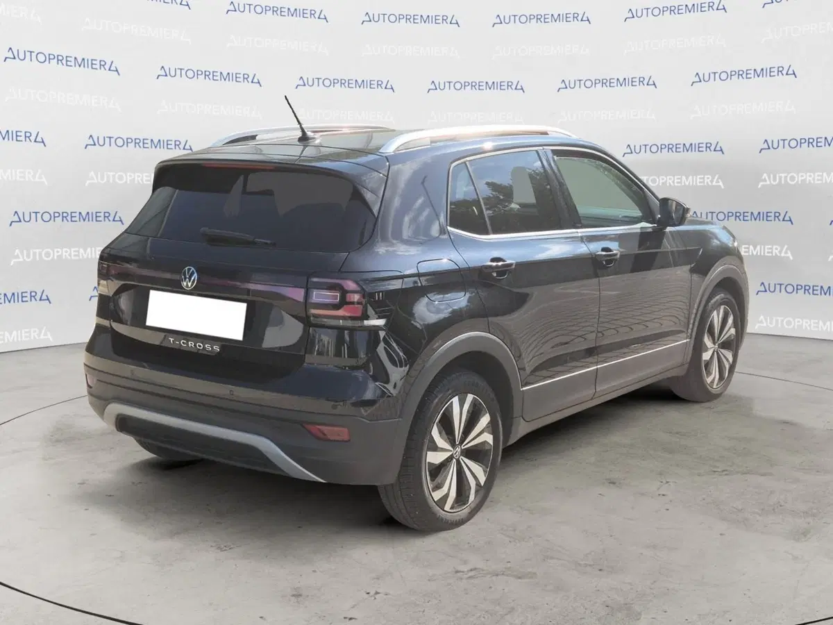 Volkswagen T-Cross usata a Como (5)