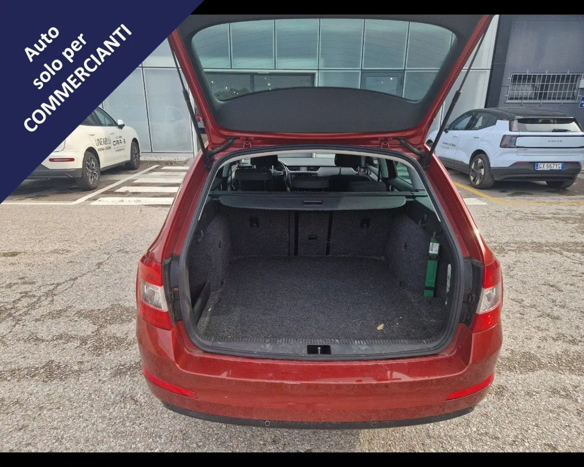 Skoda Octavia Station Wagon usata a Ravenna (9)