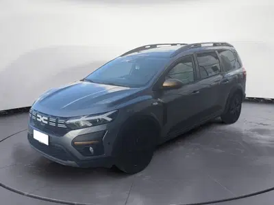 Dacia Jogger 1.0 tce Extreme UP Gpl 100cv del 2025 usata a Colleferro