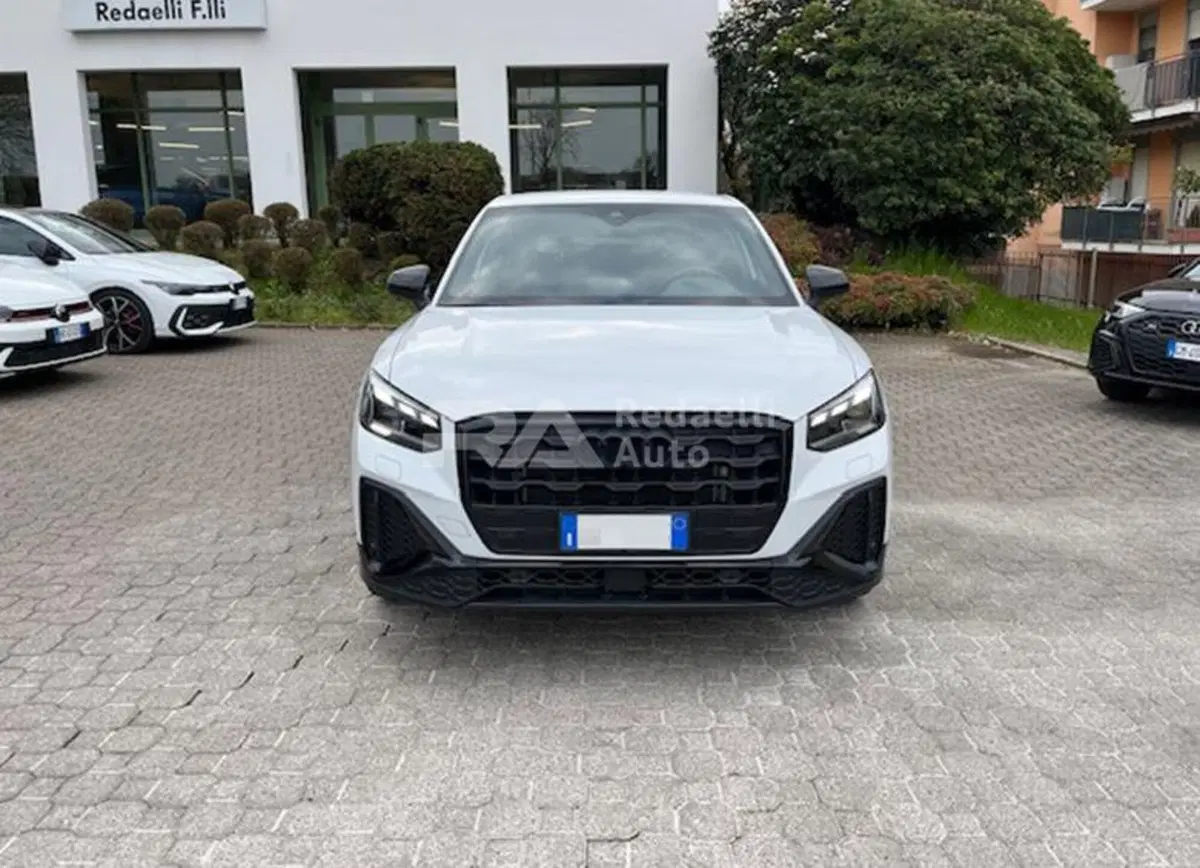 Audi Q2 usata a Lecco (2)