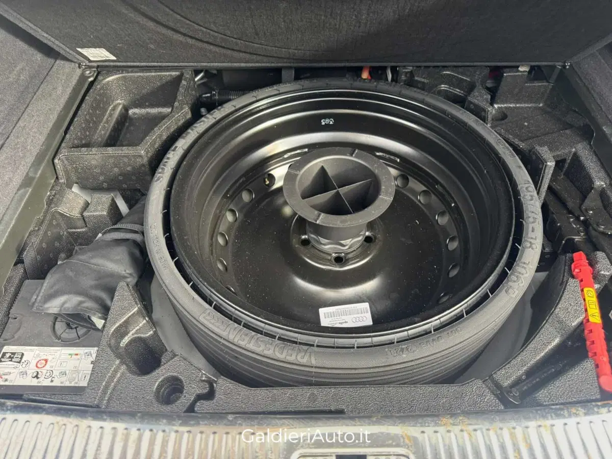 Audi Q5 Sportback usata a Salerno (13)