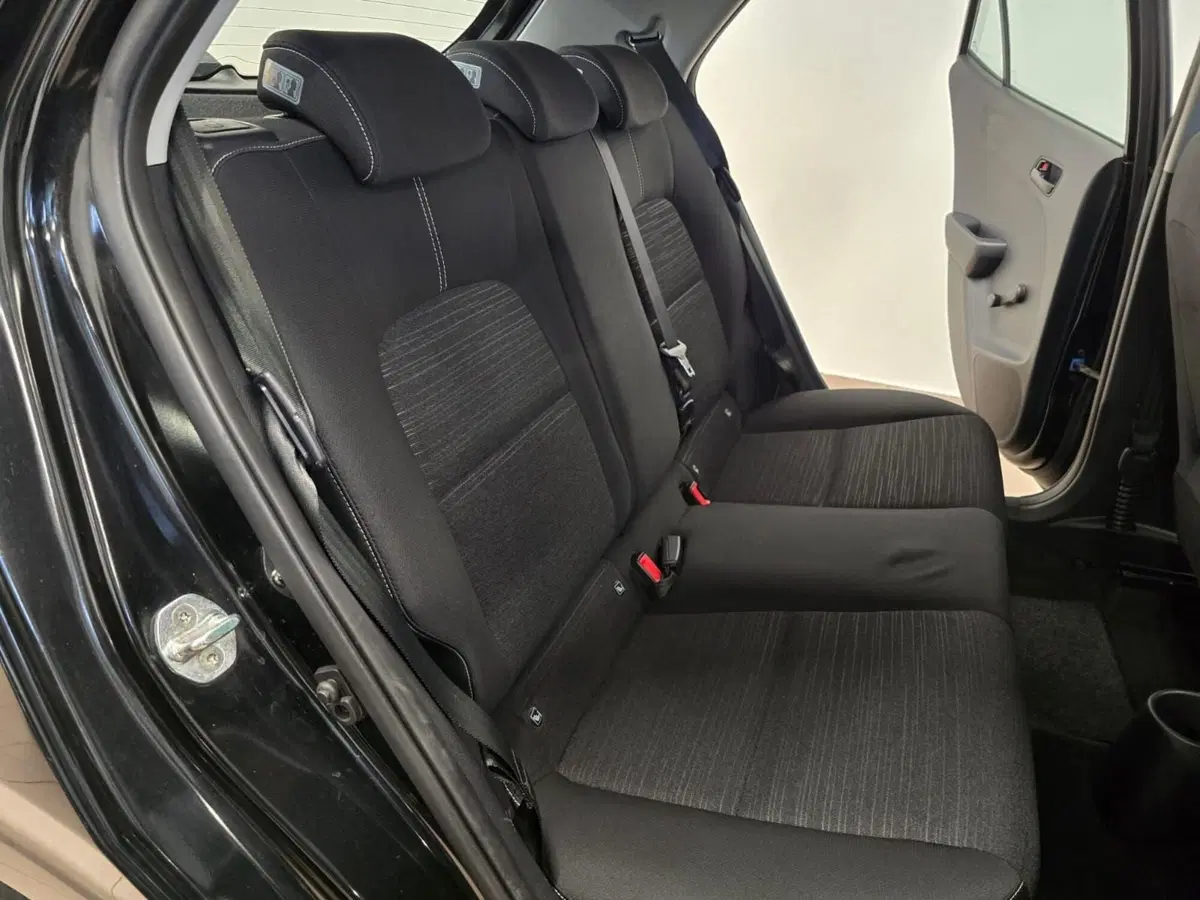 Kia Picanto usata a Rimini (10)