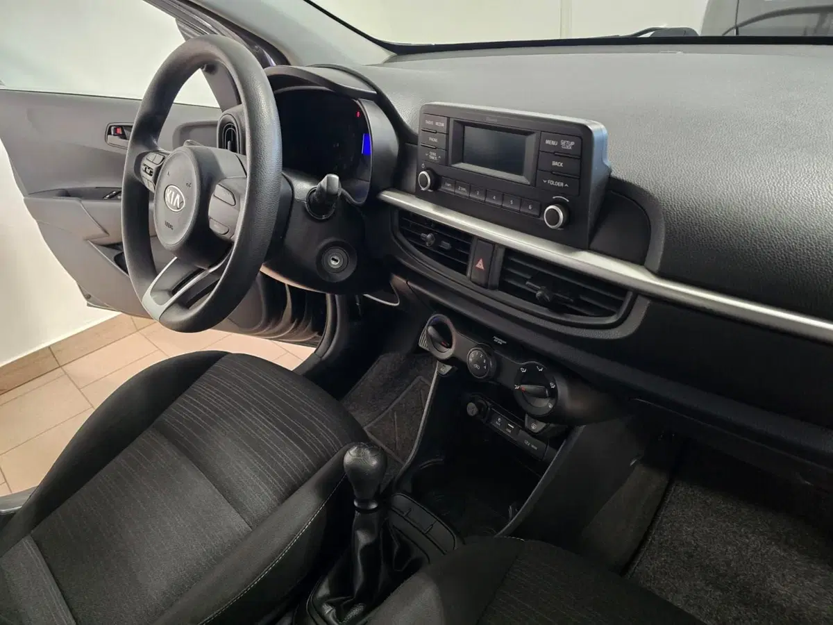 Kia Picanto usata a Rimini (11)