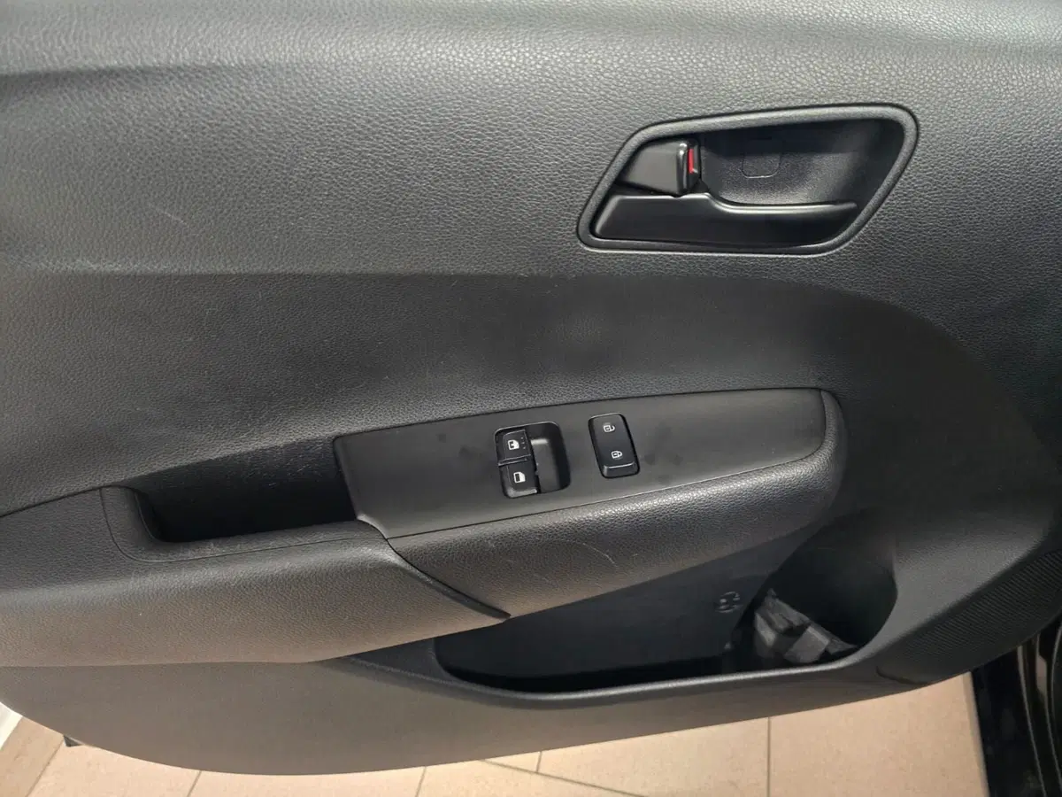 Kia Picanto usata a Rimini (15)