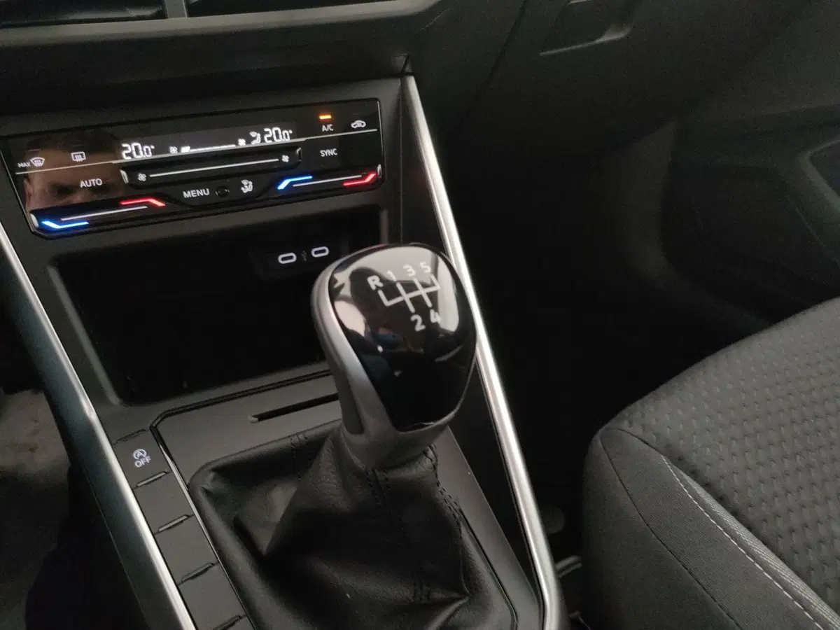 Volkswagen Polo nuova a Arezzo (10)