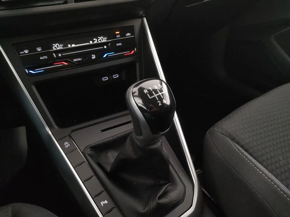 Volkswagen Polo nuova a Arezzo (14)