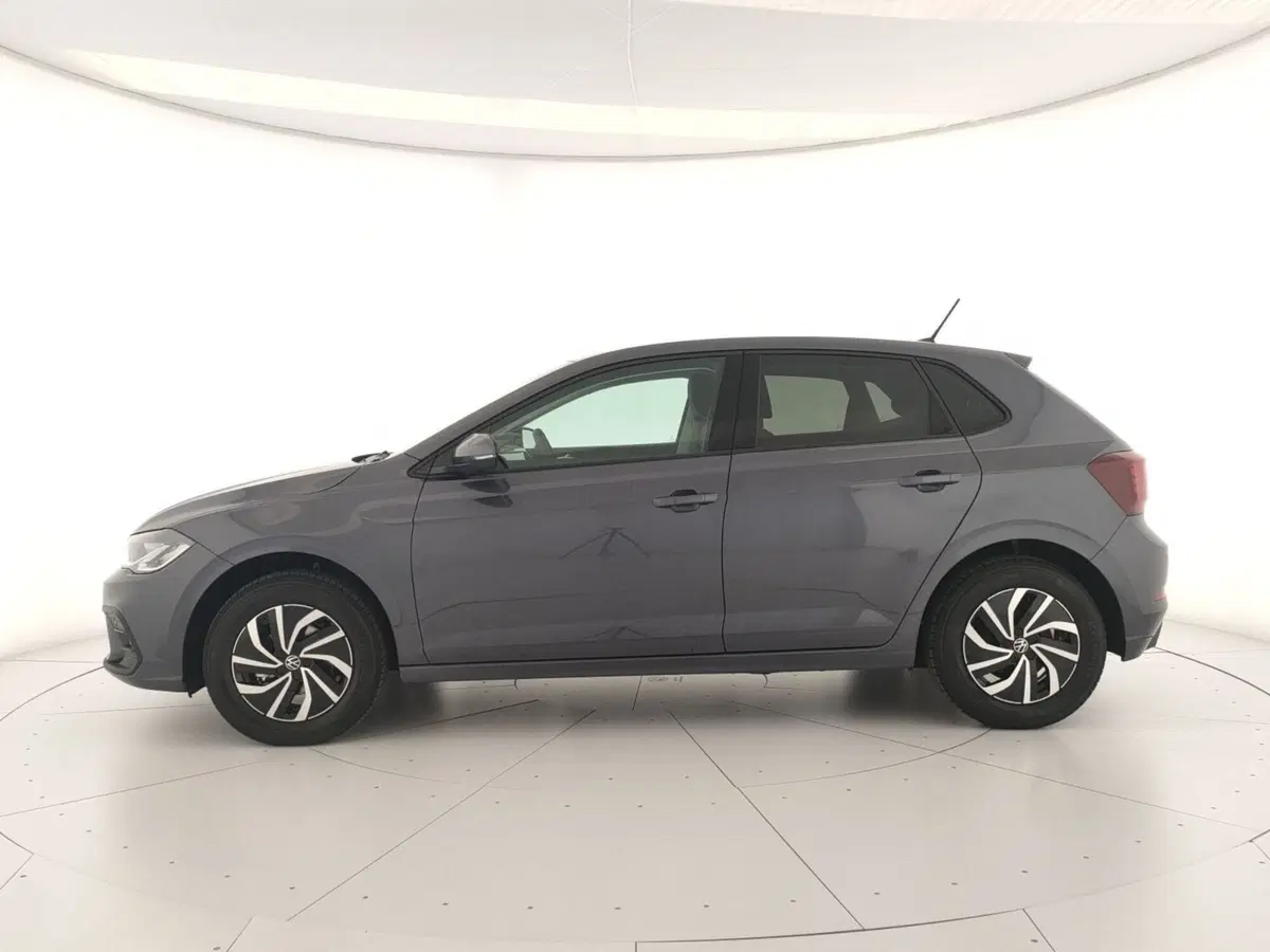 Volkswagen Polo nuova a Arezzo (4)