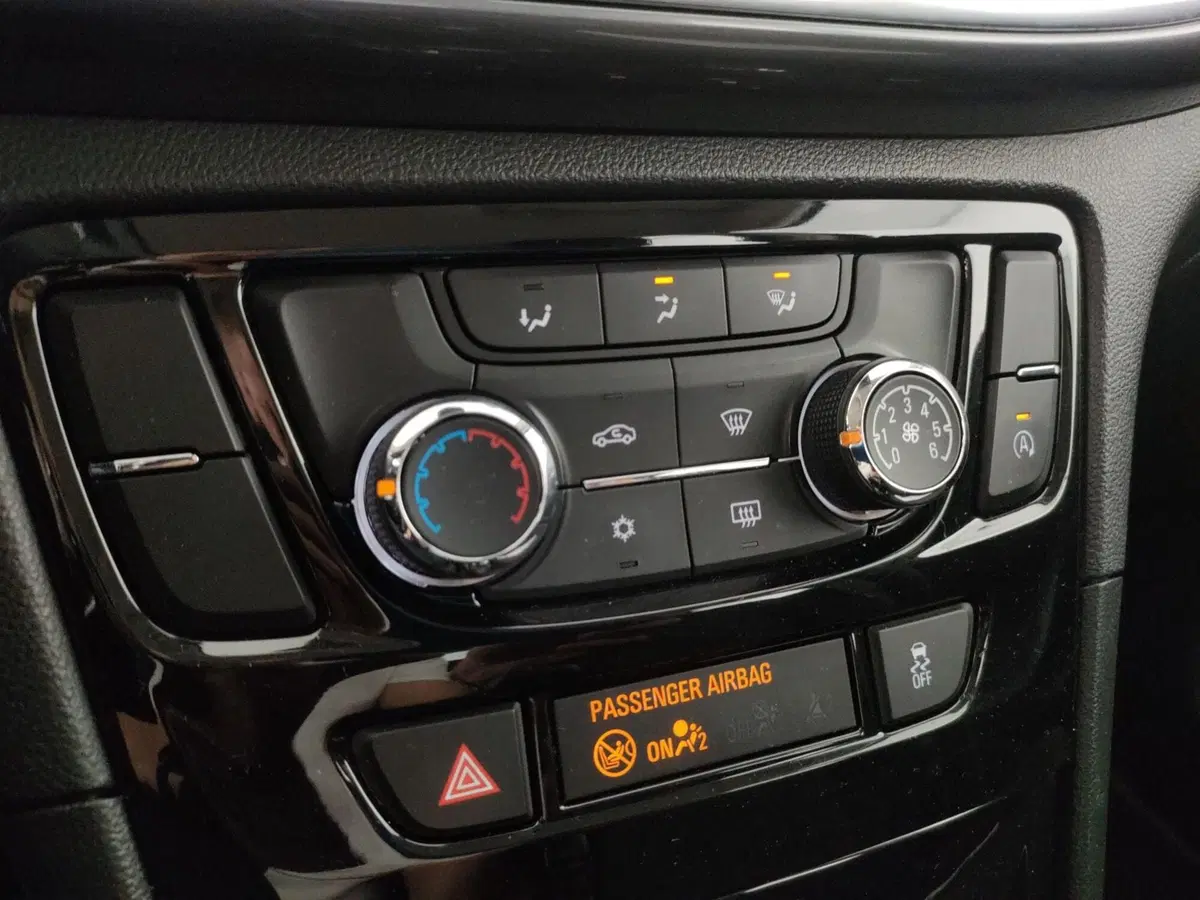 Opel Mokka usata a Arezzo (18)