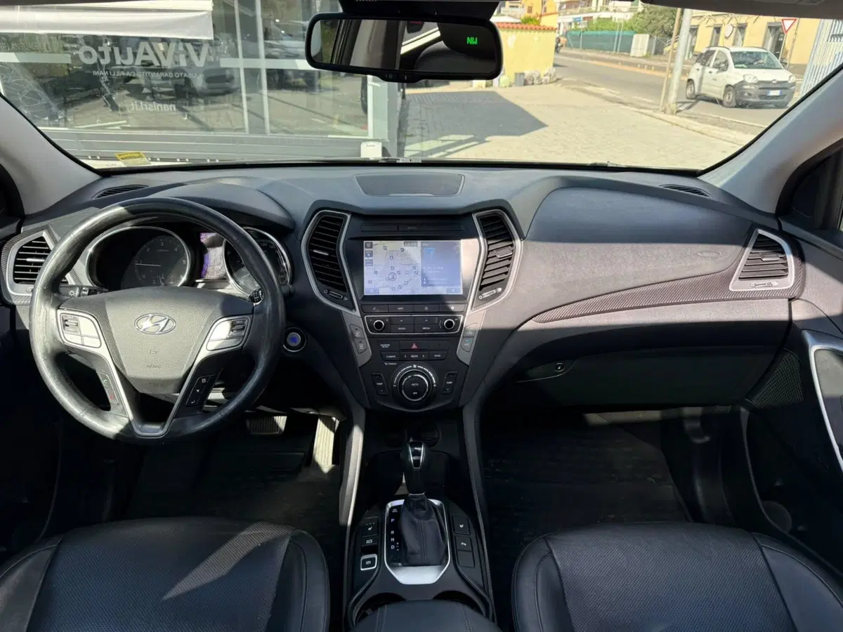 Hyundai Santa Fe usata a Massa-Carrara (6)