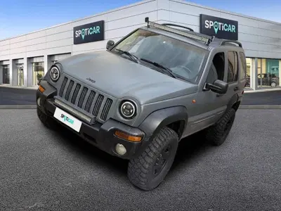 Jeep Cherokee 2.5 CRD Sport del 2002 usata a Foggia
