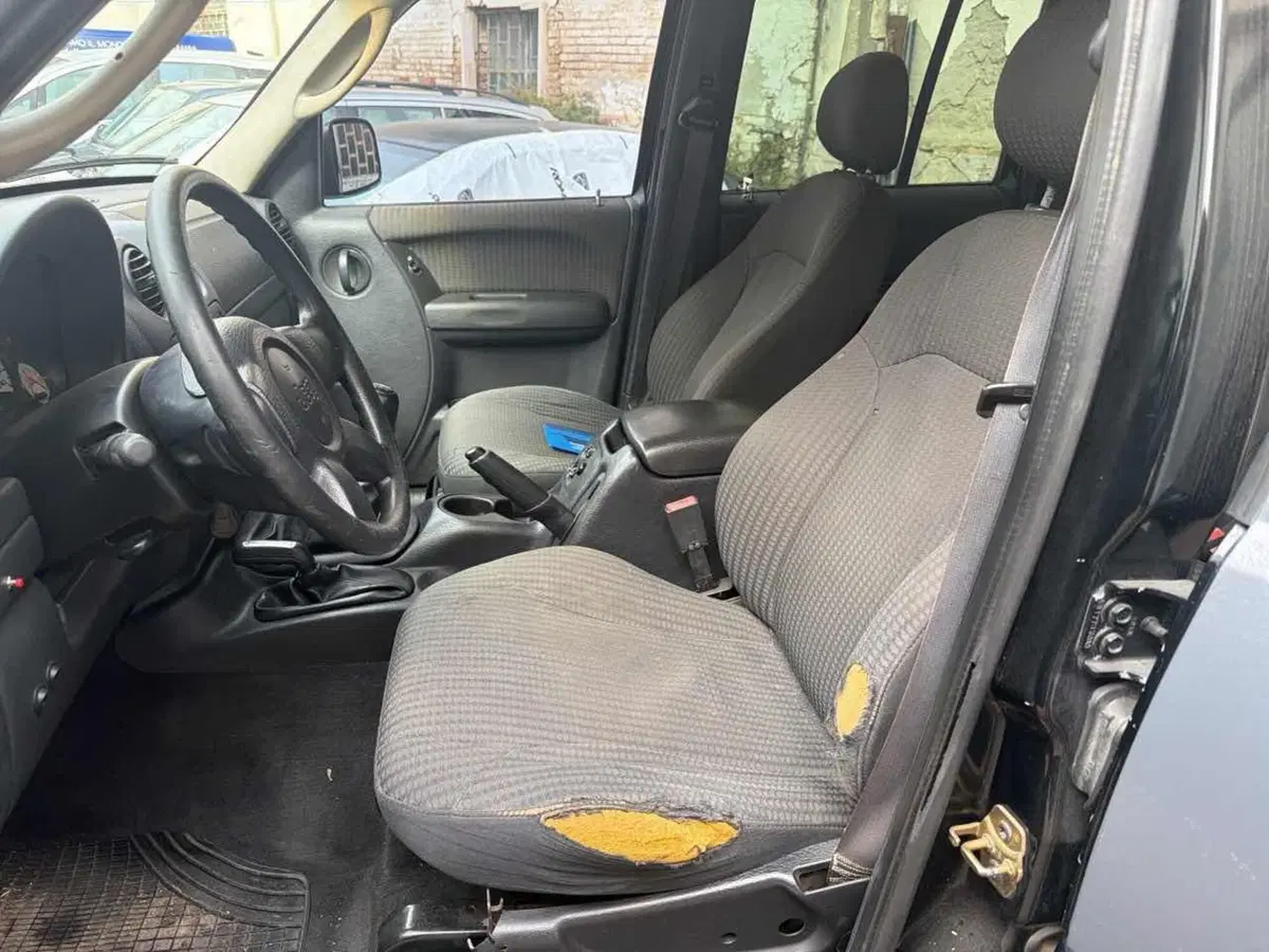 Jeep Cherokee usata a Foggia (9)