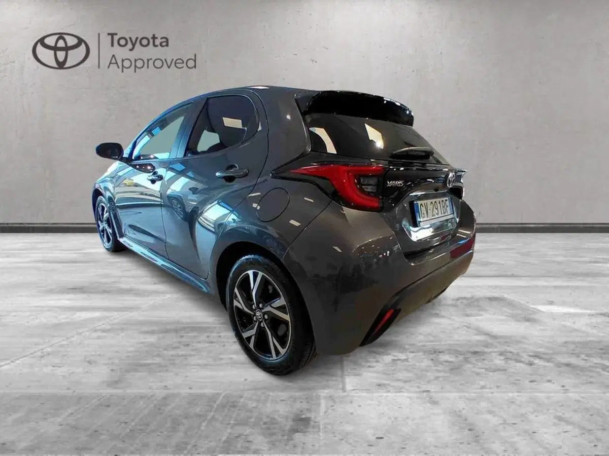 Toyota Yaris usata a Cagliari (5)