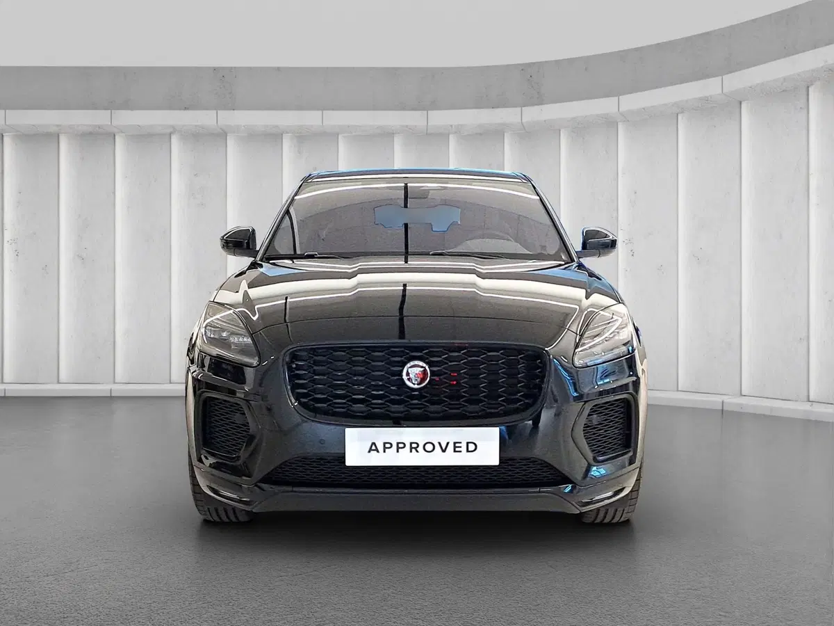 Jaguar E-Pace usata a Milano (8)