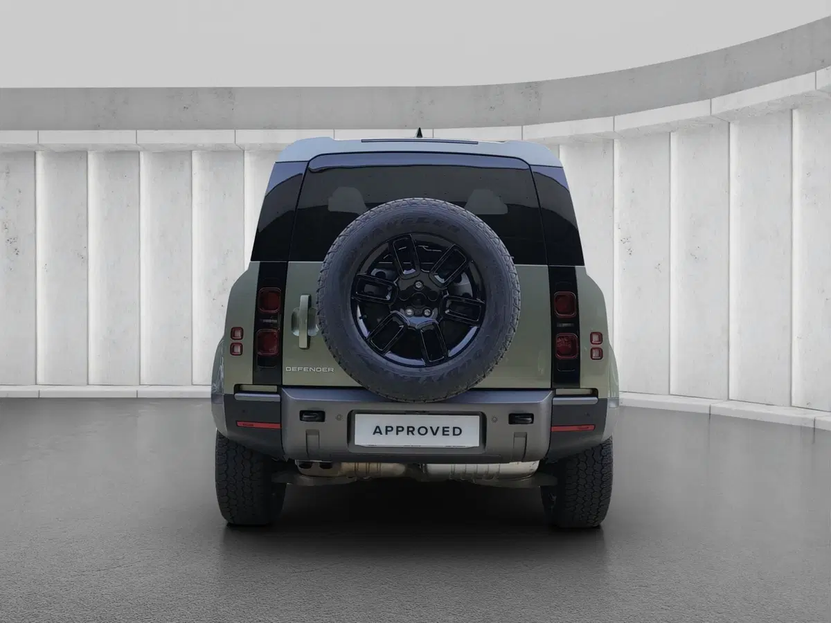Land Rover Defender usata a Lecco (7)