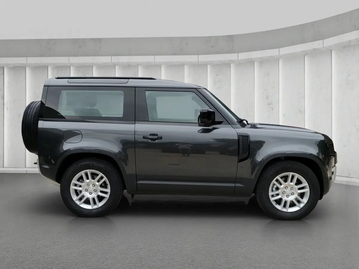 Land Rover Defender usata a Lecco (6)