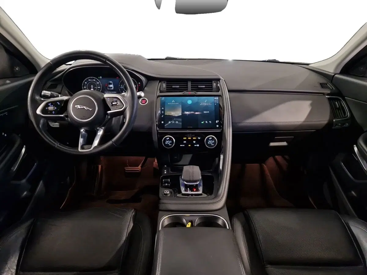 Jaguar E-Pace usata a Firenze (4)