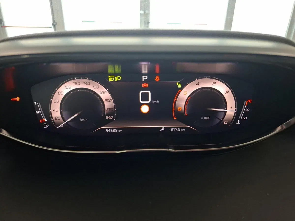 Peugeot 5008 usata a Arezzo (19)