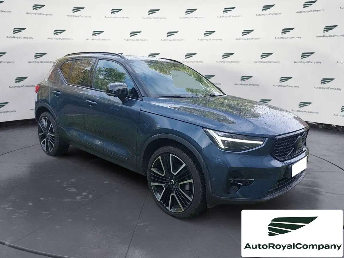 Volvo XC40 usata a Roma (6)