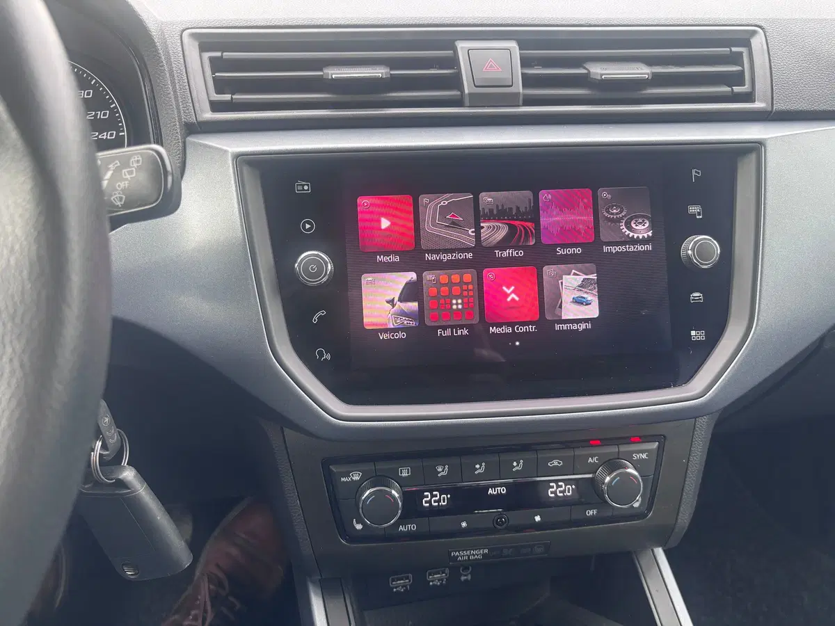 SEAT Arona usata a Ancona (20)