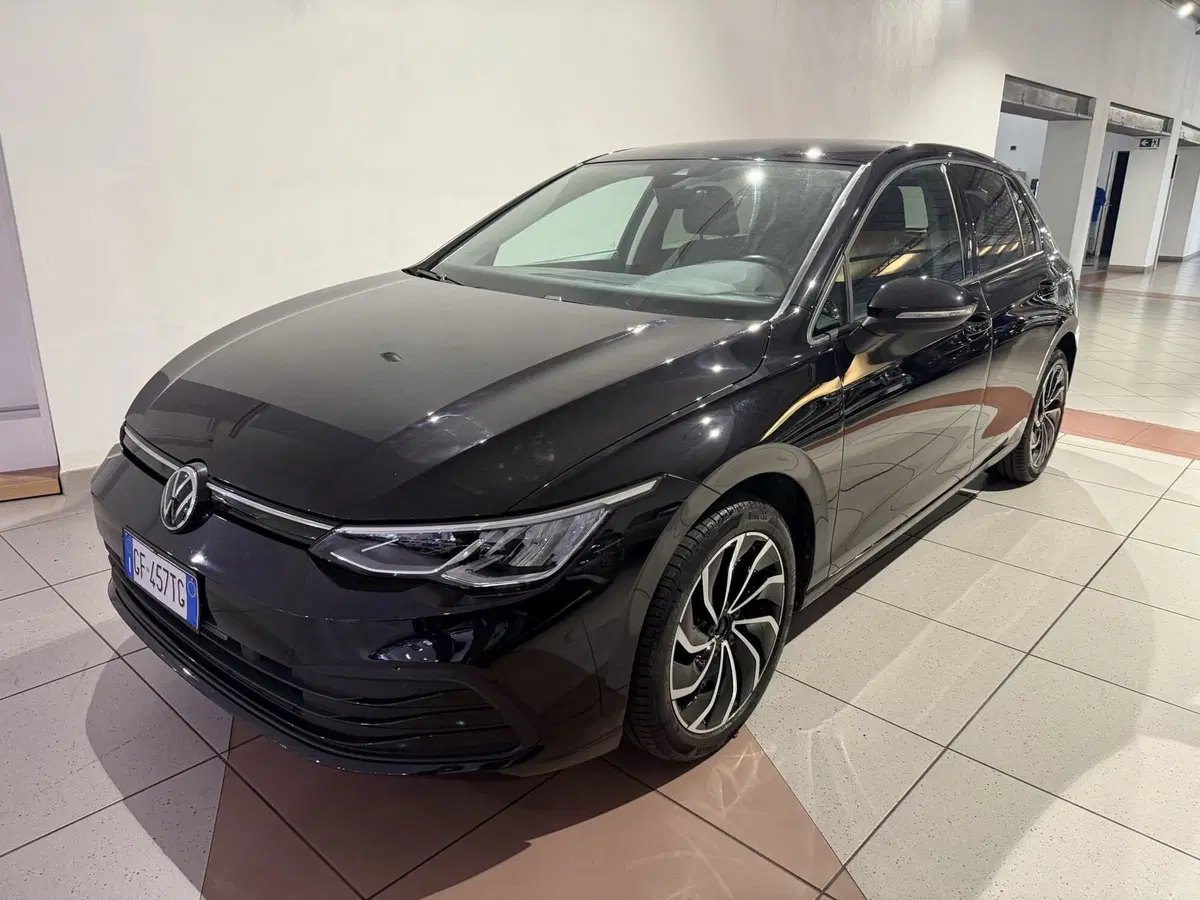 Volkswagen Golf usata a Genova