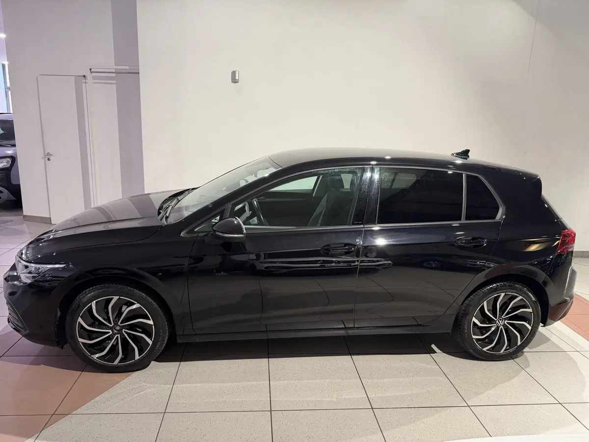 Volkswagen Golf usata a Genova (2)