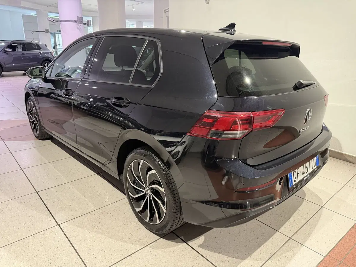Volkswagen Golf usata a Genova (3)