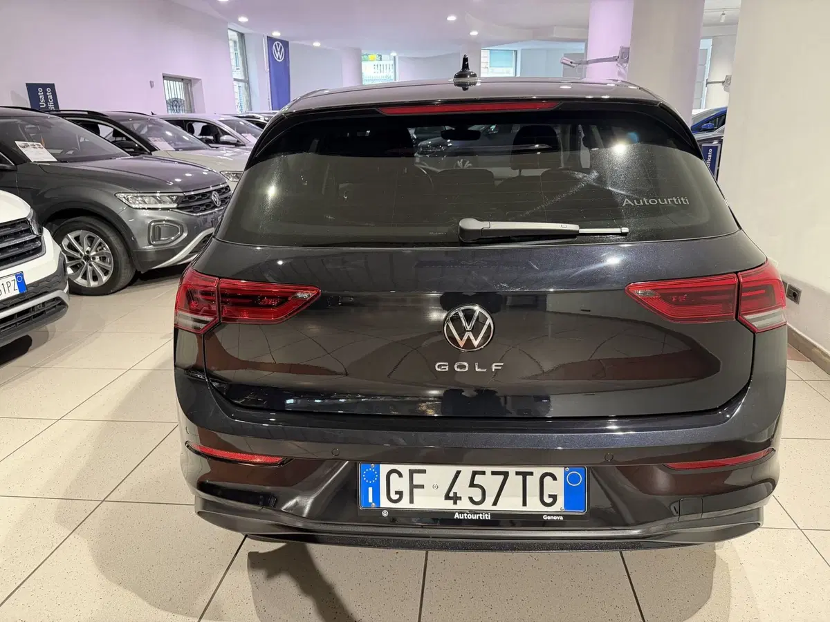 Volkswagen Golf usata a Genova (4)