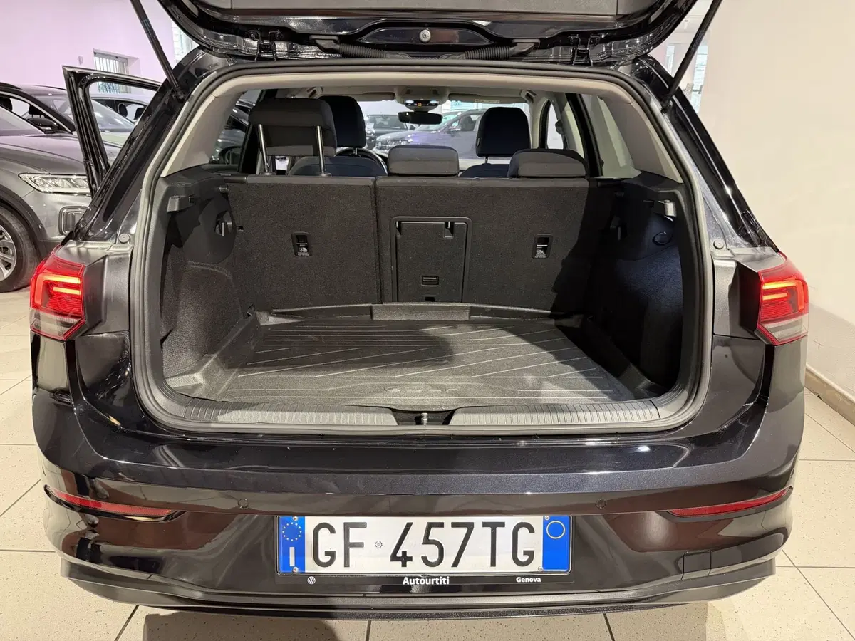 Volkswagen Golf usata a Genova (9)