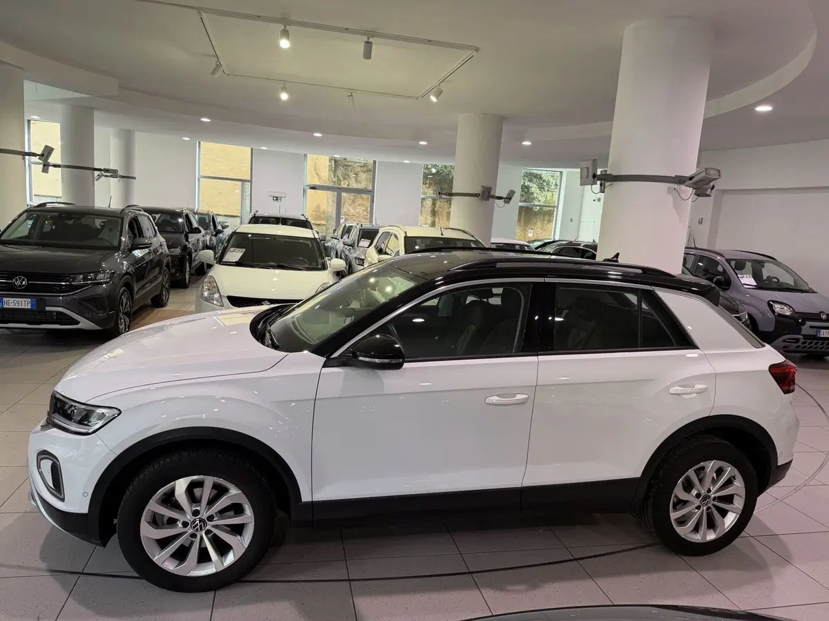Volkswagen T-Roc usata a Genova (2)