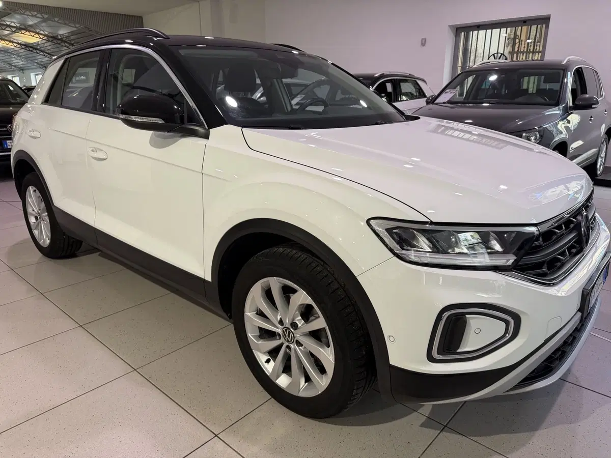 Volkswagen T-Roc usata a Genova (6)