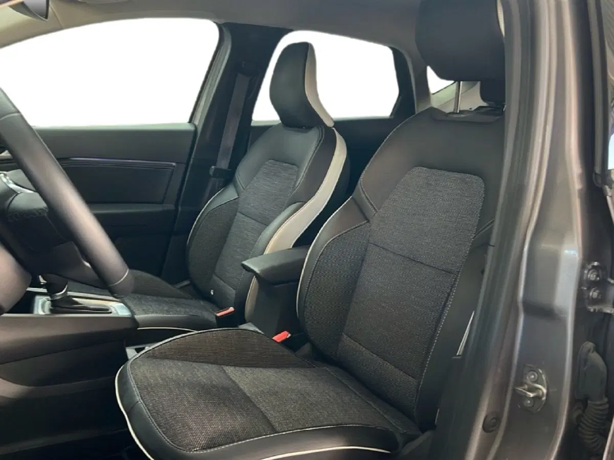 Renault Captur usata a Roma (12)