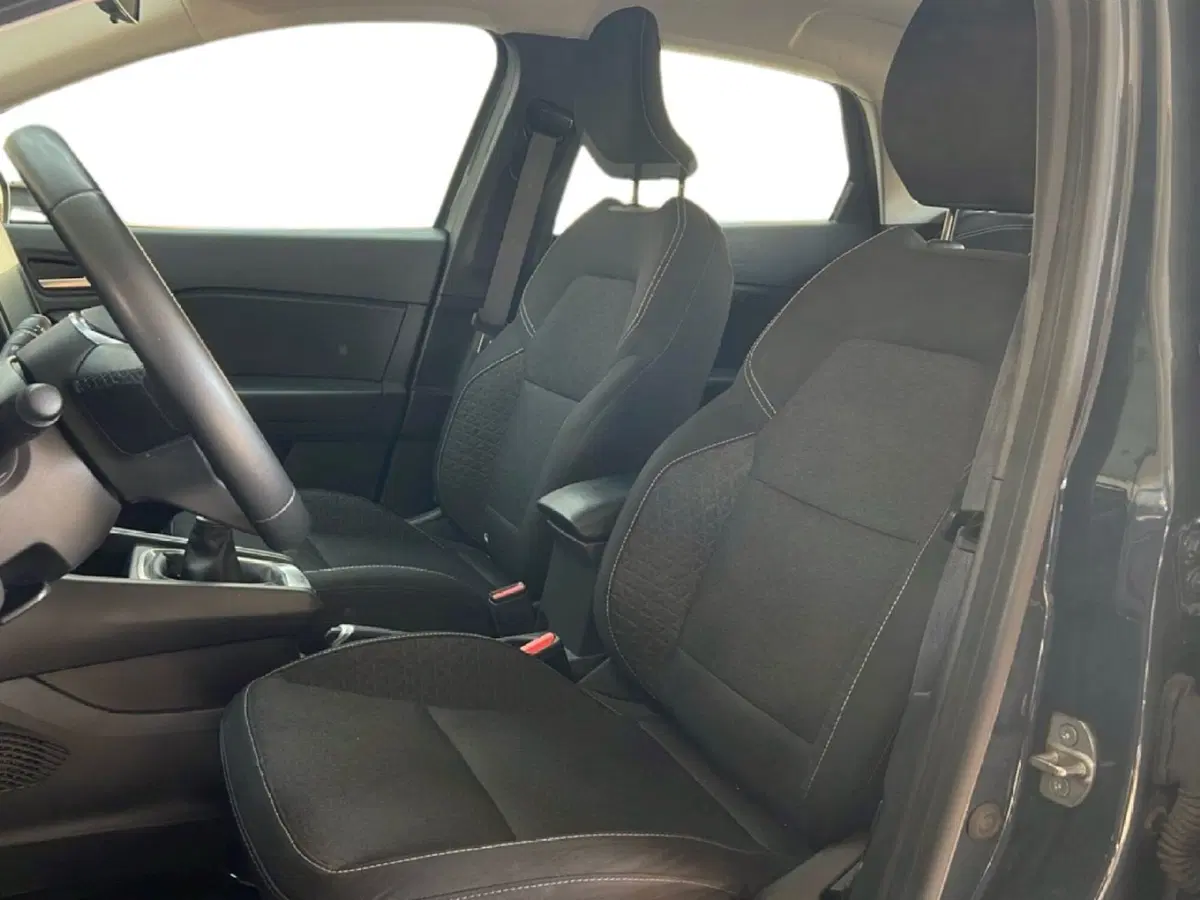 Renault Captur usata a Roma (12)