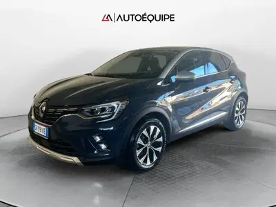 Renault Captur 1.6 full hybrid Techno 145cv auto del 2023 usata a Roma