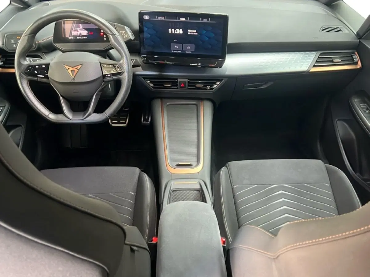 Cupra Born usata a Roma (10)
