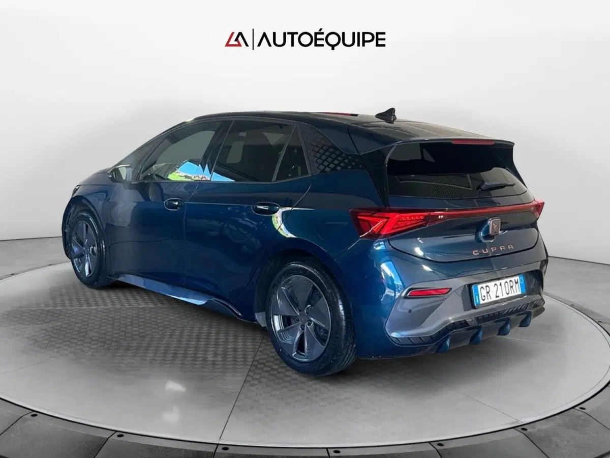 Cupra Born usata a Roma (3)