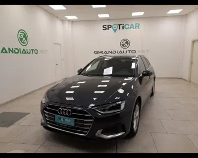 Audi A4 Avant 35 2.0 tdi mhev Business Advanced 163cv s-tronic del 2019 usata a Alessandria